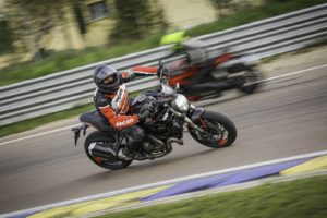 Ducati Riding Academy 2021 DRE Aperte le iscrizioni ai corsi 