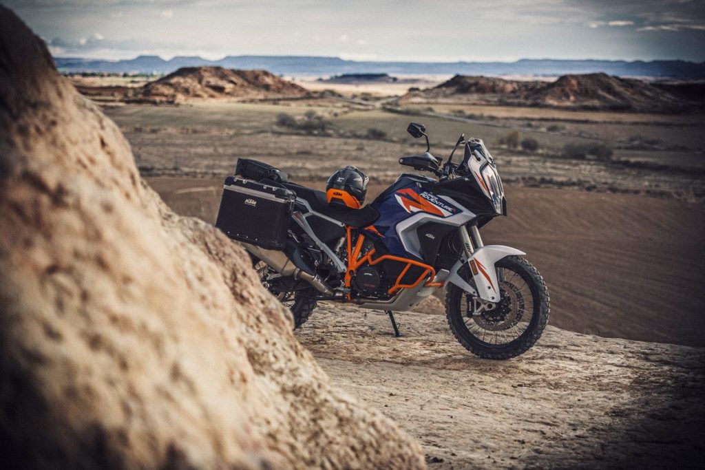 1290 Super Adventure R 2021 KTM nuova prezzo caratteristiche