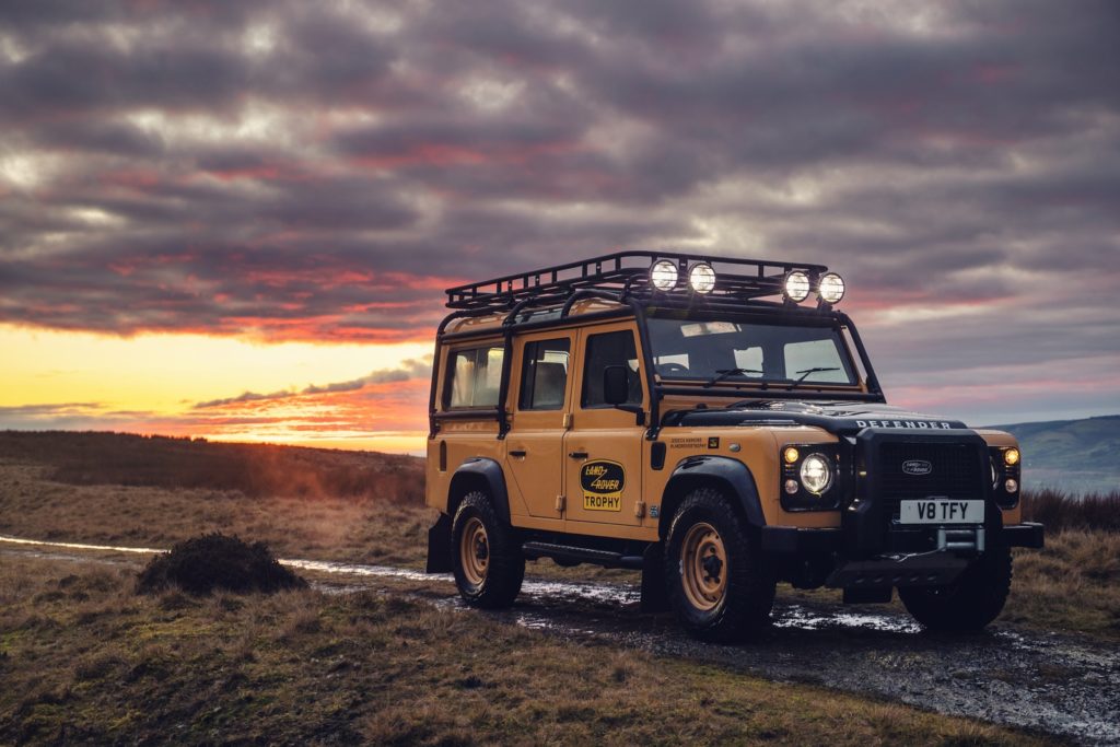 Defender Works V8 Trophy Land Rover Classic offroad 4x4