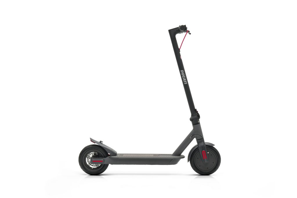 monopattino elettrico PRO-I EVO mobilità elettrica Ducati MT Distribution