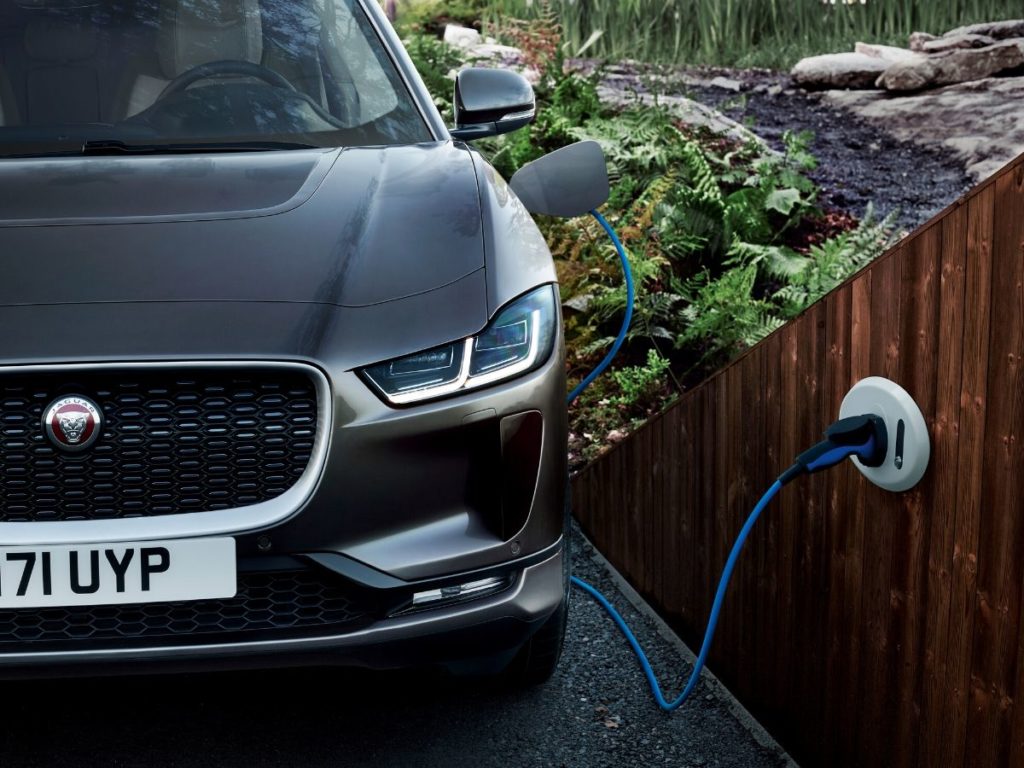 Jaguar Land Rover Italia: partnership con Enel X per la mobilità elettrica auto elettriche 