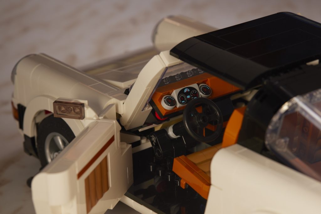 Lego Porsche 911 Turbo 911Targa Italia set due in uno prezzo 129,99 euro