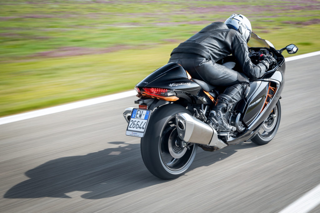 Bridgestone Battlax Hypersport S22 in primo equipaggiamento sulla nuova Suzuki Hayabusa