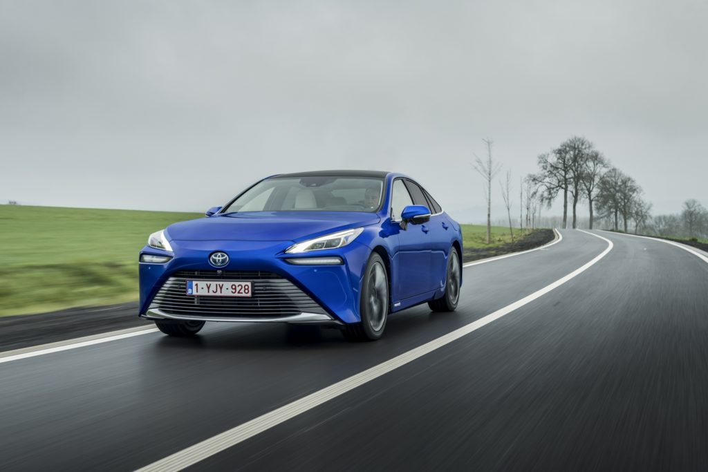 Toyota Mirai seconda generazione auto ad idrogeno zero emissioni