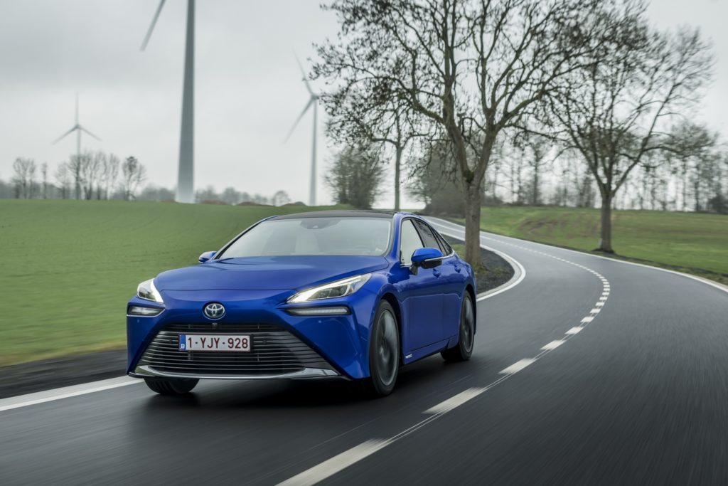 Toyota Mirai seconda generazione auto ad idrogeno zero emissioni