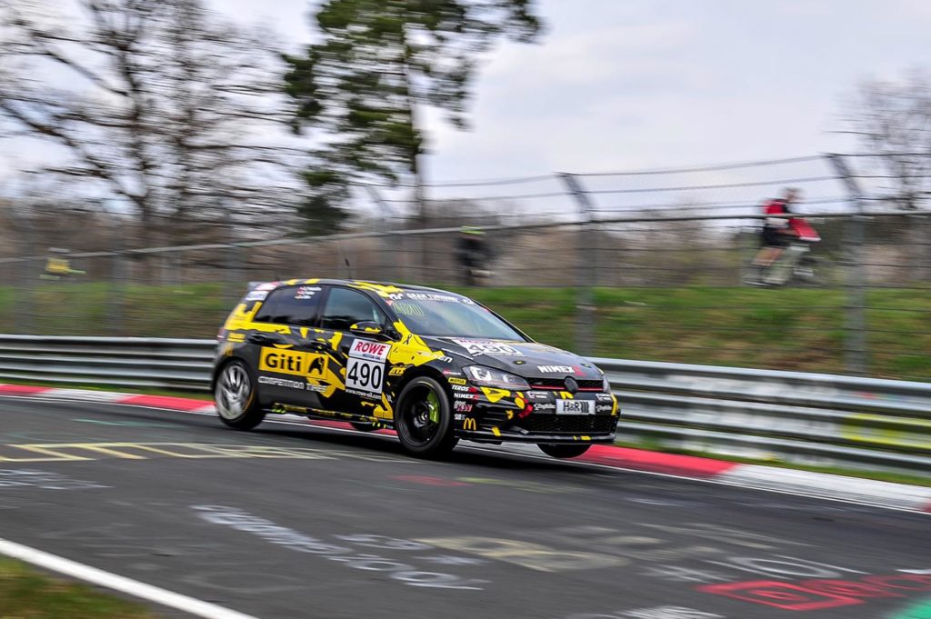 Giti Tire Motorsport 24 Ore del Nürburgring 2021 4 auto team femminile
