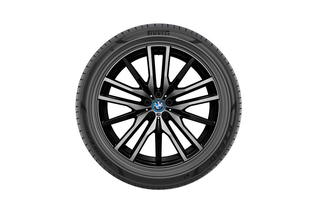 pneumatico fsc Pirelli produce il primo al mondo certificato eco ryon gomma naturale bmw sostenibilità gomma gomme pneumatici