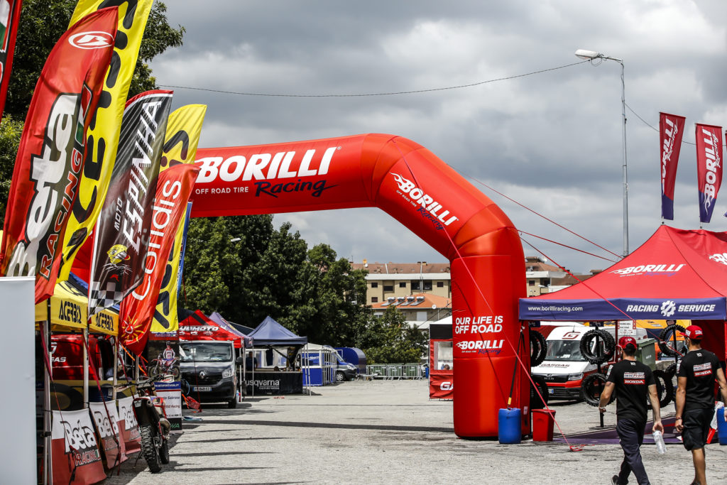 Mondiale Enduro: Borilli Racing sul terzo gradino del podio nella Junior 1 con Sergio Navarro al GP d'Italia