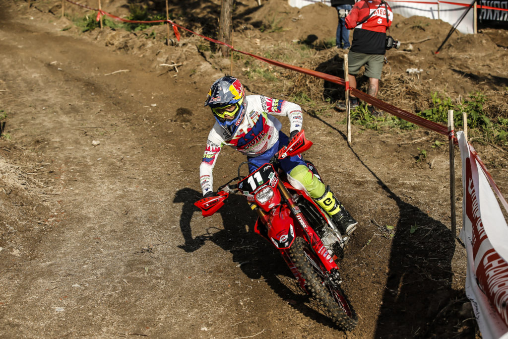 Mondiale Enduro: Borilli Racing sul terzo gradino del podio nella Junior 1 con Sergio Navarro al GP d'Italia
