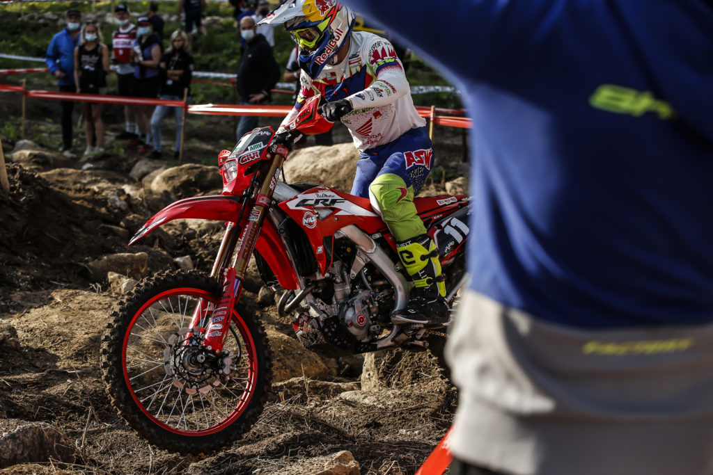 Mondiale Enduro: Borilli Racing sul terzo gradino del podio nella Junior 1 con Sergio Navarro al GP d'Italia