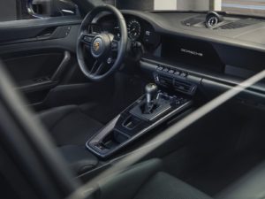 nuova Porsche 911 GT3 Touring pacchetto prezzo costo