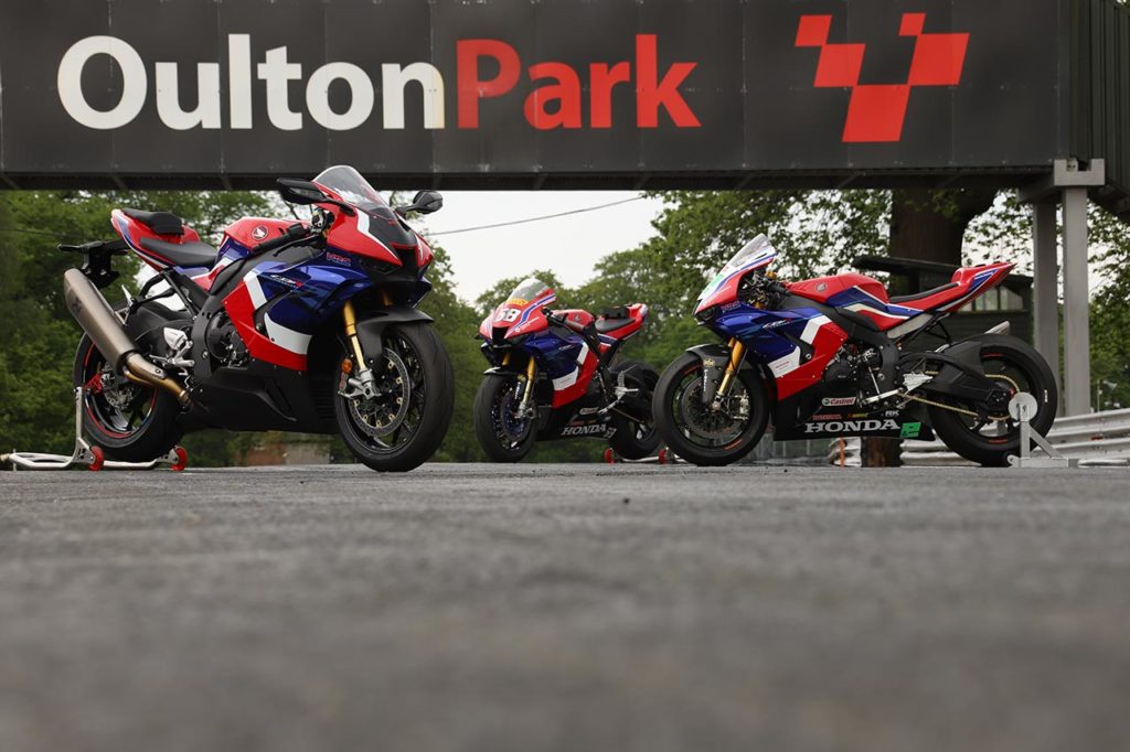 moto di serie vs Superbike Honda CBR1000RR-R Fireblade SP BSB