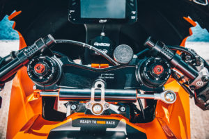 KTM RC 8C moto pista motore LC8c Krämer Motorcycles