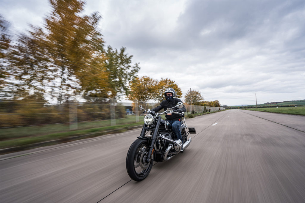 supporto cellulare moto per tutti i tipi di device Wunderlich per tutti i device porta gancio telefonino smartphone navigatore garmin