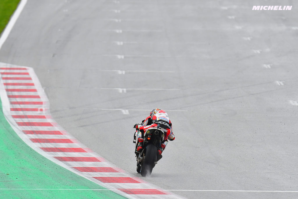 GP Austria orari TV8 MotoGP 2021 Sky DAZN TV a che ora 