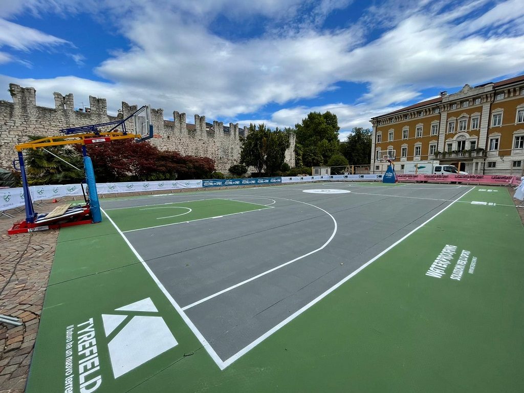 sport gomma riciclata Padel, basket, tennis: lo sport del futuro campi a tyrefield impianti festival ecopneus utilizzo materiali pneumatici