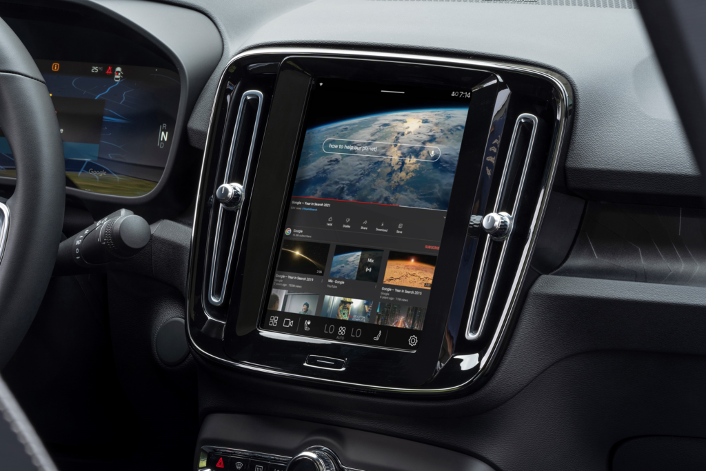 Volvo YouTube auto elettrica ricarica Volvo Cars e Google video