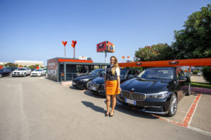 auto a noleggio stagione turistica veicoli flotta Pasqua prenotare crisi chip