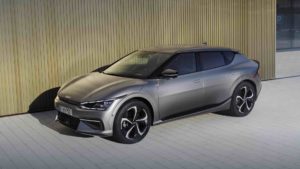 Kia EV6 Car of the Year 2022 auto dell'anno crossover elettrico