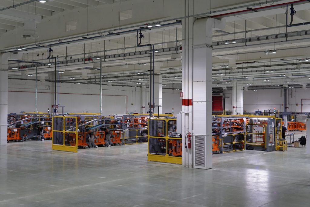 Pirelli bollate porta in italia la produzione di pneumatici bici cycling stabilimento casaluci P Zero Race gomme gamma modelli bicicletta MTB corsa