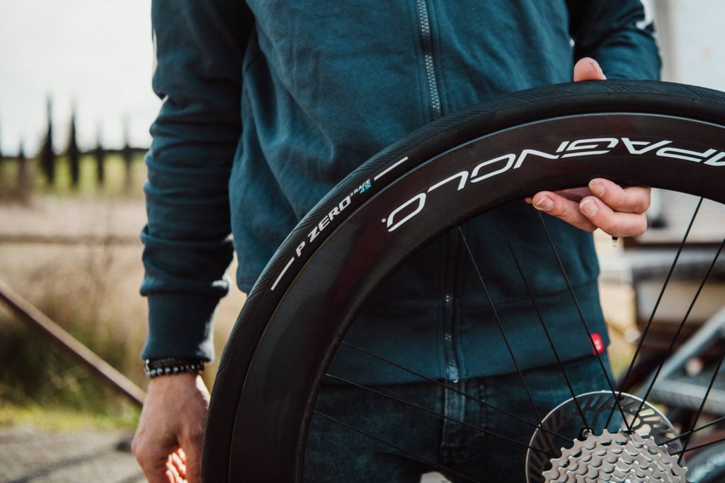 P Zero Race 4S quattro stagioni clincher Pirelli copertoncino bici da strada