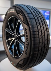 Goodyear pneumatico sostenibile 90% concept materiale ambiente