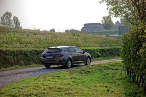 station wagon Safe-Drive Subaru Outback Swace Peugeot 308 Classe C