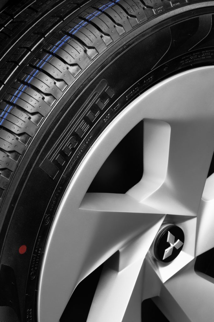 Moonstone IED concept Master Transportation Design Mitsubishi oz pirelli