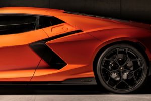Lamborghini Revuelto Bridgestone partner esclusivo fornitura pneumatici 