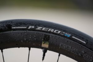 Pirelli P ZERO Race 4S TLR tubeless quattro stagioni Pirelli