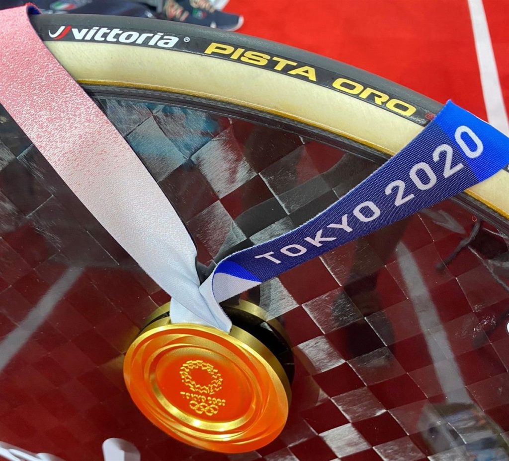 Federciclismo Vittoria ancora insieme park brembate pista gomme pneumatici copertoni bici bicicletta ciclismo Cordiano Dagnoni