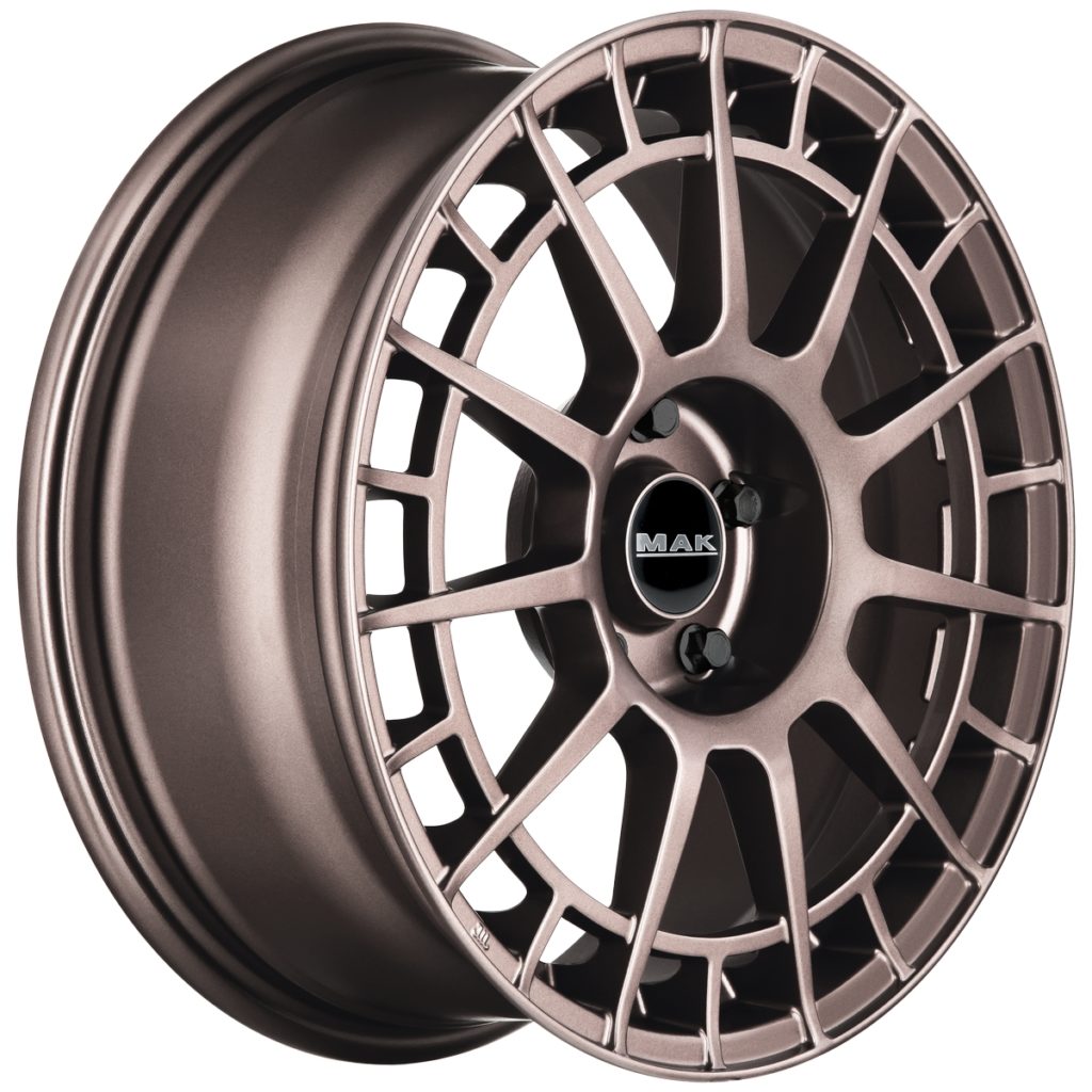 MAK NTT, modalità Sport-Line cerchi in lega ruote colori finiture foto rossi verdi gialli omologati NAD 11 razze raggi sportivi