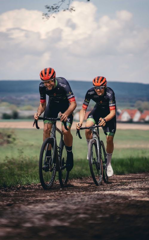 Schwalbe ciclocross X-One R e X-One RS, il nuovo duo pneumatici copretoni gomme bici bicicletta prezzo misure mescola Souplesse V-Guard