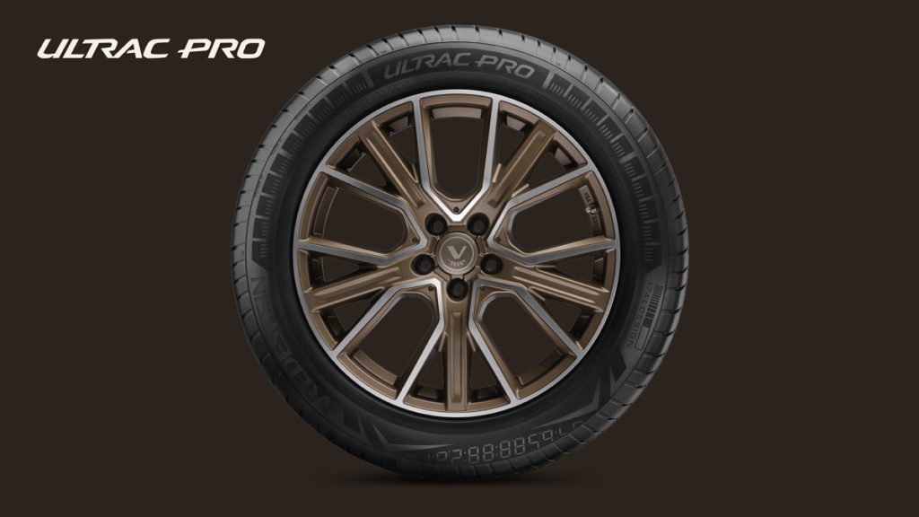 Vredestein Ultrac Pro nuovo pneumatico gomme tyre prezzo misure UHHT mescola tst danieler lorenzetti idiada giugiaro italdesign disegno
